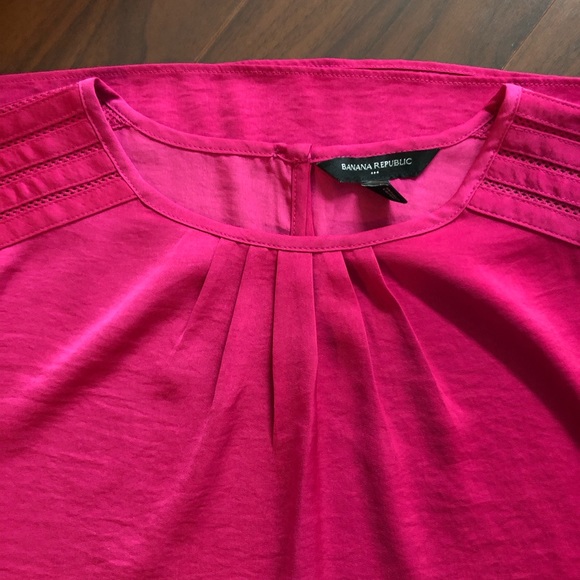 Short sleeve blouse from Banana Republic - Picture 3 of 11